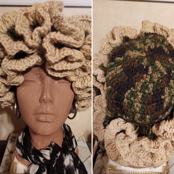 #L❤️VE HANDMADE. Crochet Ruffle HAT - Picture 4 of 8